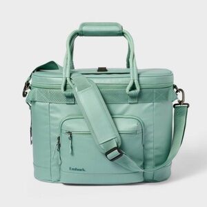 Embark Icer 30 Cans / 23 Qt Soft with Quick Access Lid and Bottle Opener